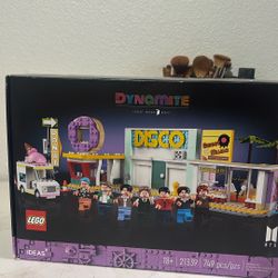 BTS LEGO BRAND NEW 