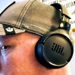JBL Tune 520BT Bluetooth Wireless On-Ear Headphones Black