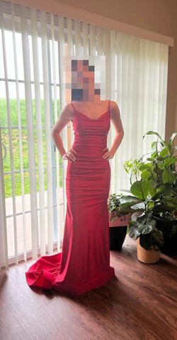 Elegant Red Backless Evening Gown with Ruched Detail size XS
