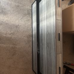 Mechanical Standing Desk