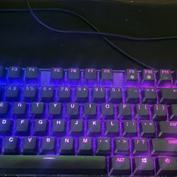 SteelSeries Apex Pro TKL Gen 3 – World's Fastest Gaming Keyboard (Like New)