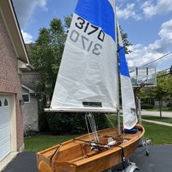 SAILING Dinghy Intermediate