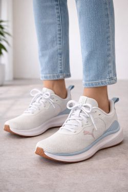 Nw/oT Women’s Puma Skyrocket Running Shoes Size 9