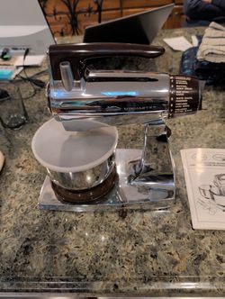 Sunbeam Mixmaster, Chrome Finish 