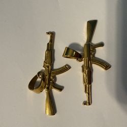 Popular Gun Pendants 