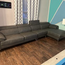 Sectional Sofa 