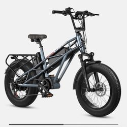 Fucare Gemini X Dual Battery Electric Bike  Motor: 750W brushless hub motor. Battery: Dual 48V 15Ah removable Samsung batteries. Range: Approximately 