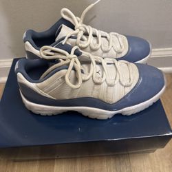 Blue Jordan 11