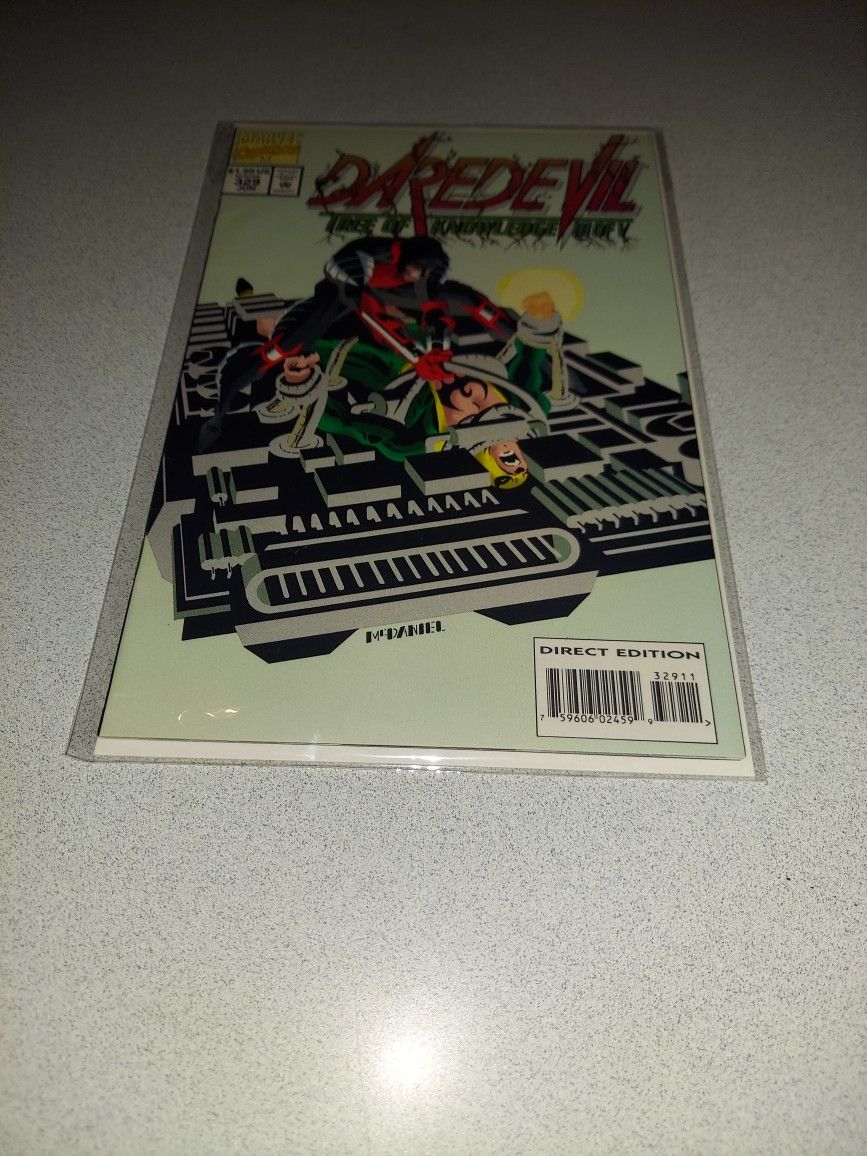 1994 DAREDEVIL #329 COMIC BAGGED AND BOARDED