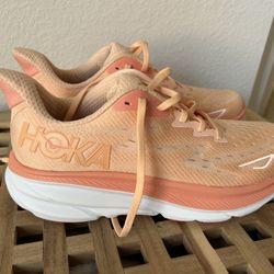 Hoka Clifton 9 For women NEW
