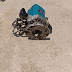 Makita Plunge Router