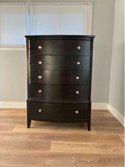 Free dresser