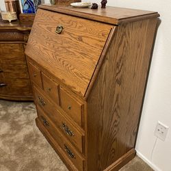 Cute Secretary Desk