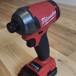 Milwaukee Surge M18 Brushless  Impact Driver Drill With Battery