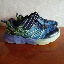Athletic Works Sneakers Shoes Size 1 Blue Green