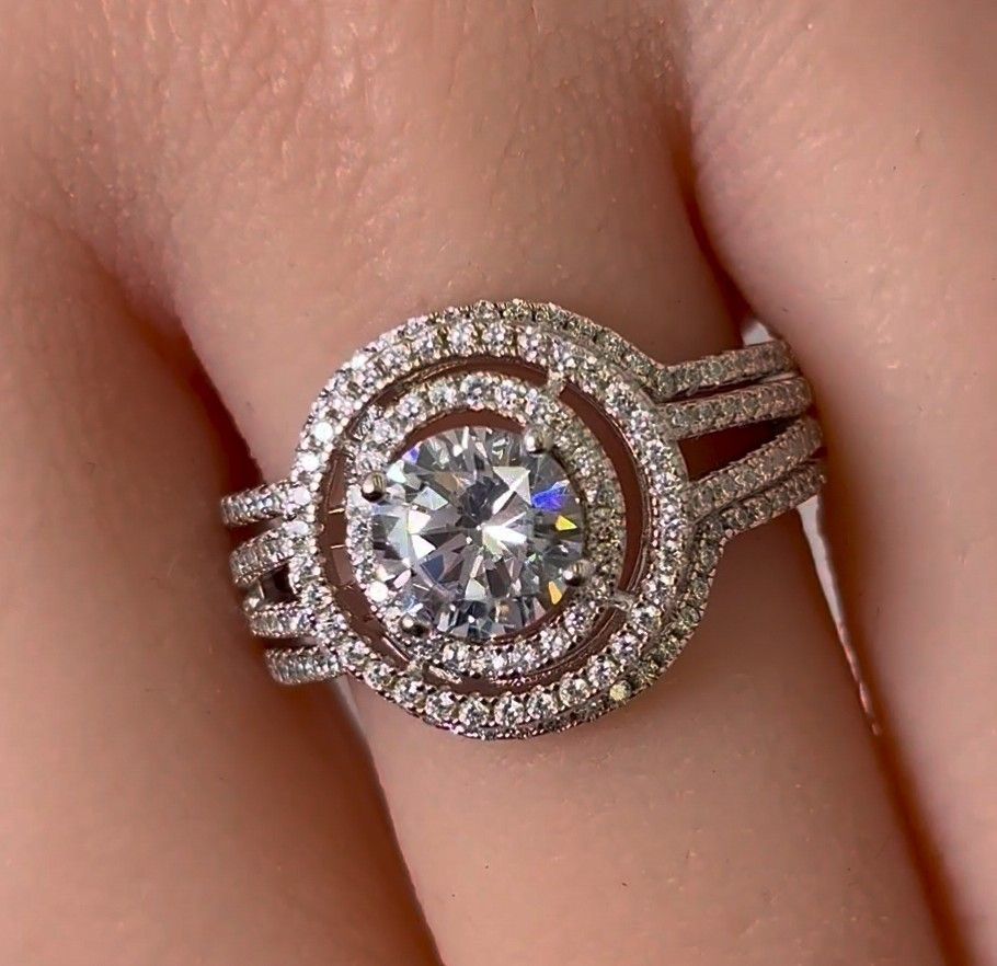 Double Halo Round Womens Wedding Engagement Set