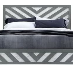 Queen Bed