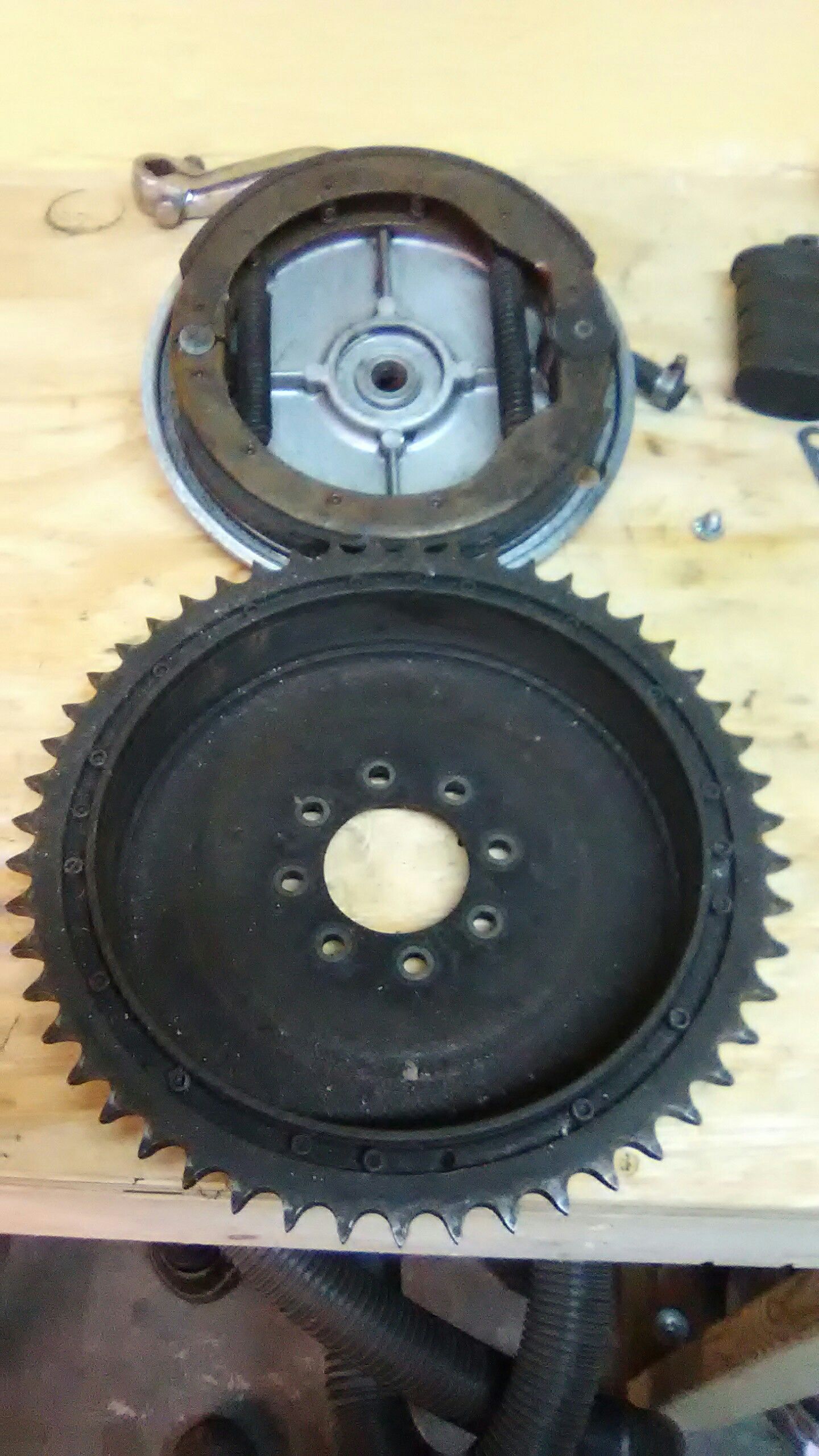 Rear brake drum & assembly for 74 Sportster