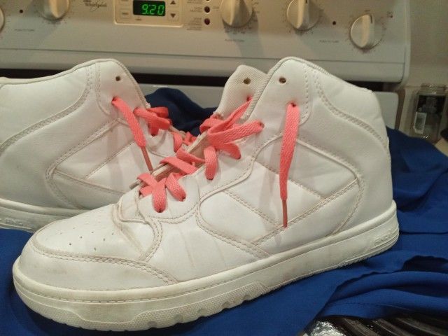 AND ONE High tops (Size 8) Lot Of A Wear Left!