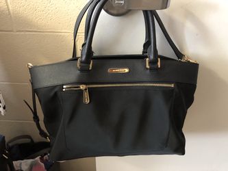 Large Michael kors handbag