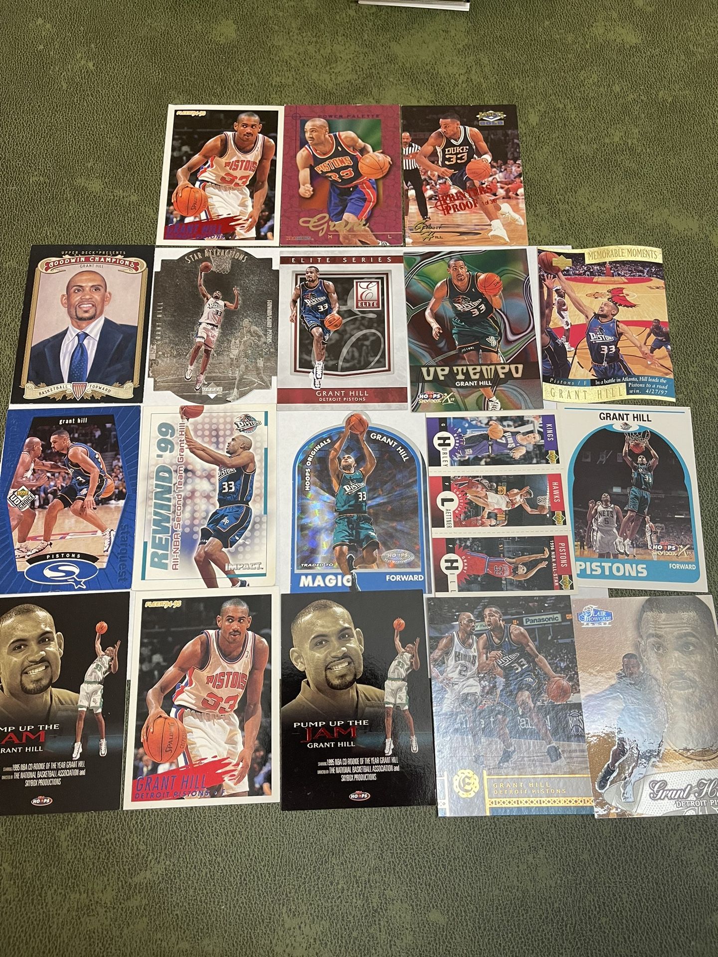 Lot of 18 NBA Grant Hill Cards Including Serial # Rookie And Inserts