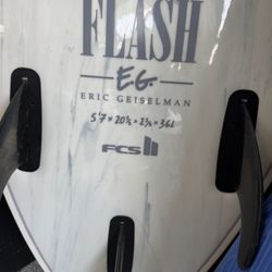 EG Flash Surfboard 5’7”