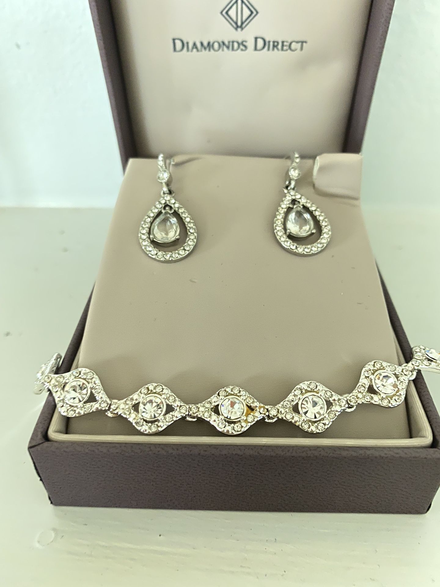Bridesmaid jewelry-like New! Only Worn Once! $30 Each Set