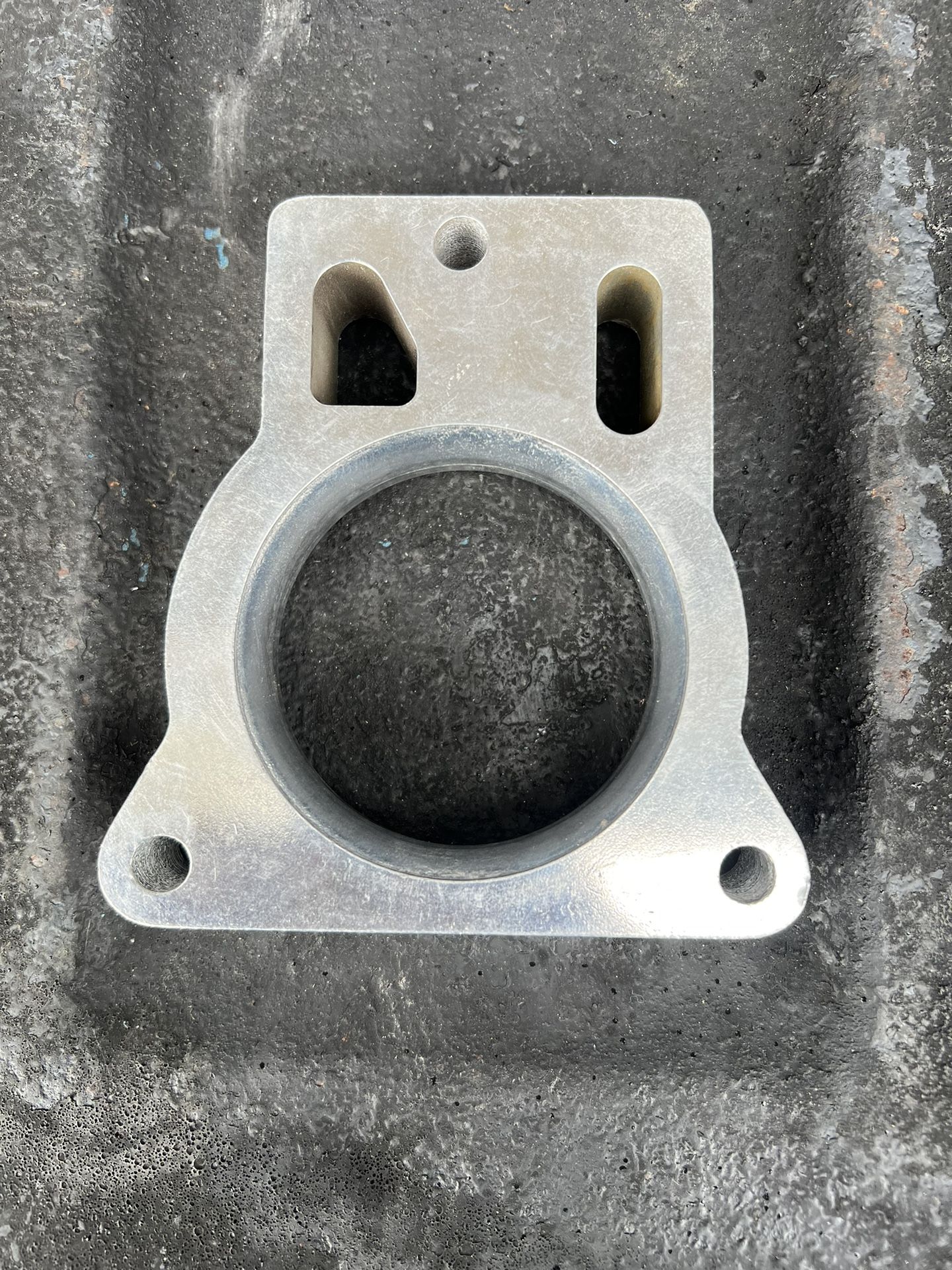 99-06 Throttle Body Spacer
