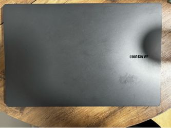 Samsung 15.6” Laptop NP550XED – Korean/English Keyboard – $200