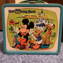 Vintage 1970s Walt Disney World Metal Lunchbox