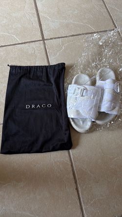 Draco slides sealed (snow white size 7-8)