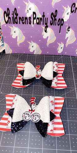 Cat in the hat bow