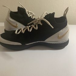 KD 11s Size 12 Nike Zoom