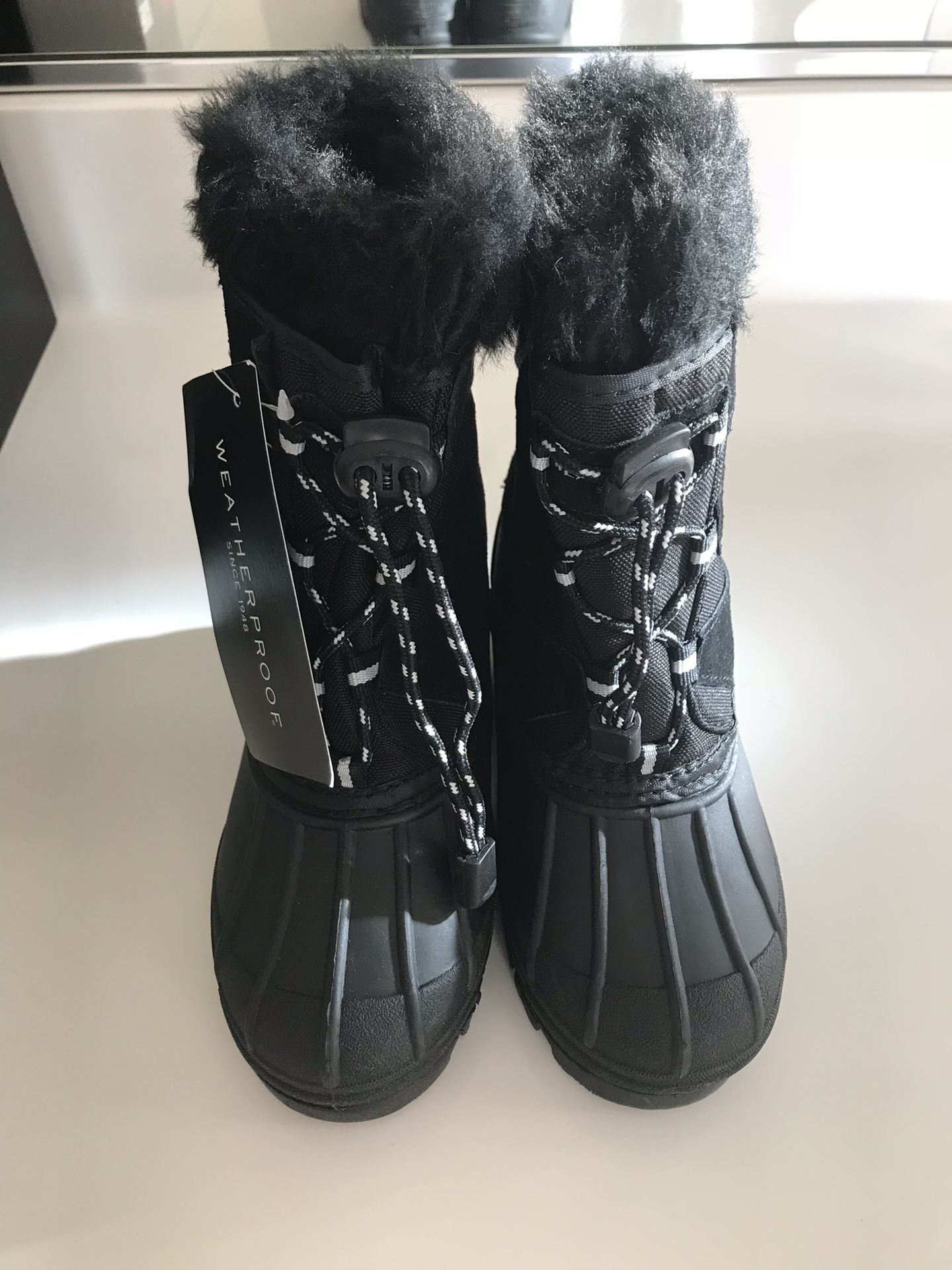 ***BRAND NEW Kids Weatherproof boots size 10 only $20***