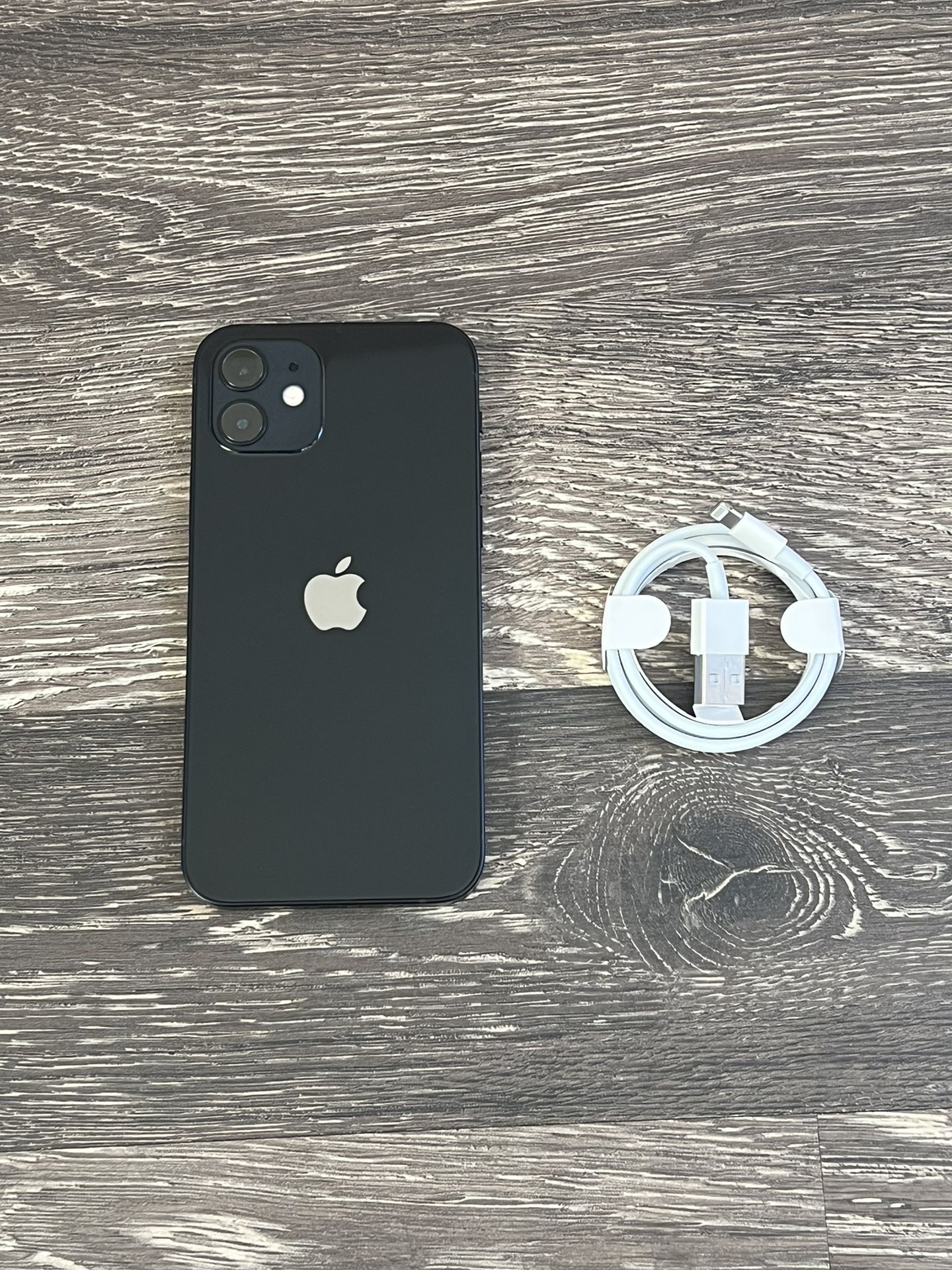 iPhone 12 UNLOCKED FOR ALL CARRIERS!