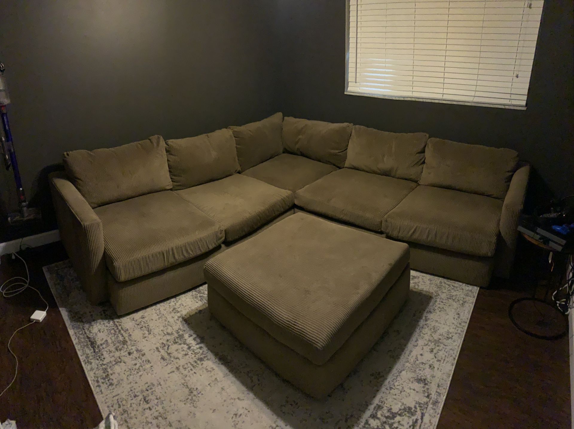 Couch w/ ottoman