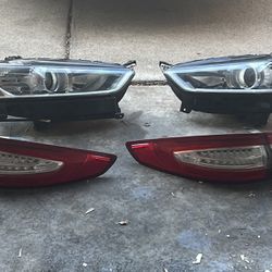 2013-2016 Ford Fusion Headlights & Tail Lights 