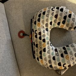 Infant And Toddler Neck Pillow