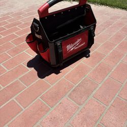Milwaukee Pack out Tote 