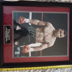 Certified Autographed Mike Tyson picture