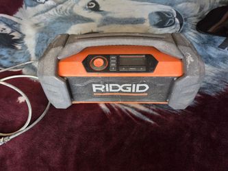 RIDGID Bluetooth Job Site Radio