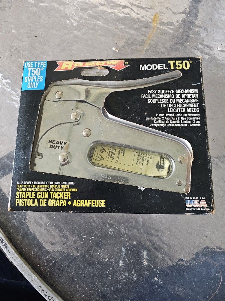 Arrow T50 Stapler New In The Box