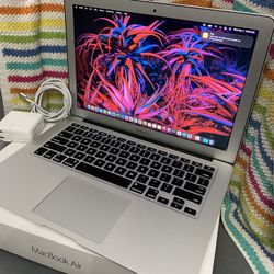 Macbook Air 13 inch 1.8ghz i5 8Gb 128GB 