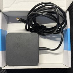 Generic 65W USB-C Adapter 🔌🔋