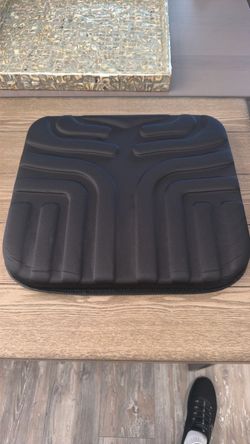Black Ergonomic Seat Cushion