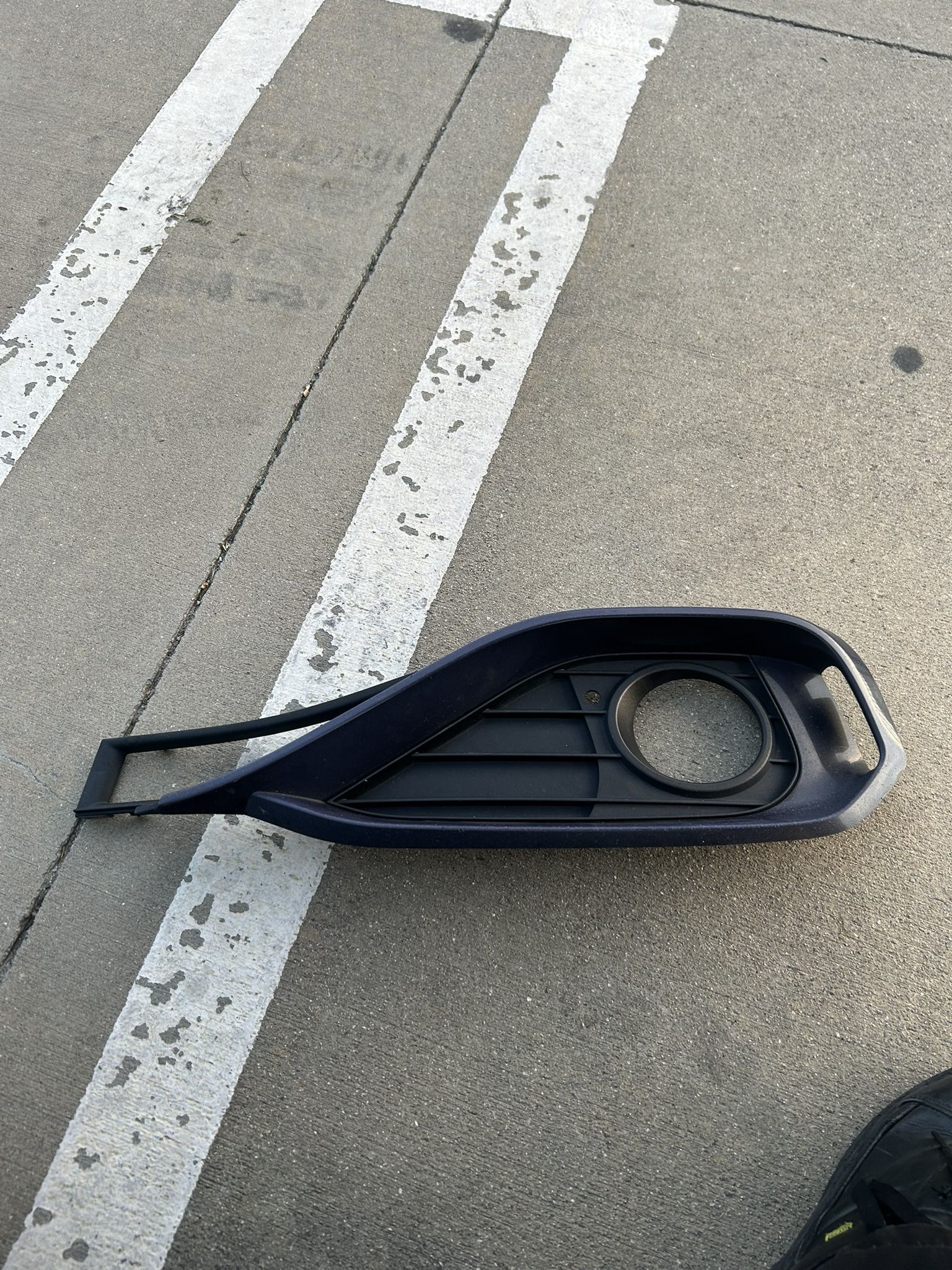 Front Bumper Trim Fog Light Grille Driver Side
