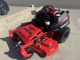 Commercial Stand On 60in 38.6 HP NEW 