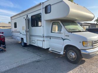 ford Shasta 28 ft rv motorhome v10 engine 1997 gas 28k miles runs great