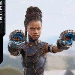 Hot Toys 🔥 Shuri
