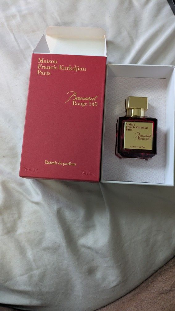 Maison Francis Kurkdjian Baccarat Rouge 540 Extrait de Parfum (70ml / 9.4 fl.oz)